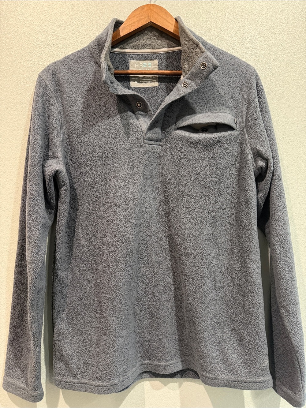 Free Fly Apparel Bamboo Performance Blue Gray 1/4 Snap-Front Fleece Pullover Sof